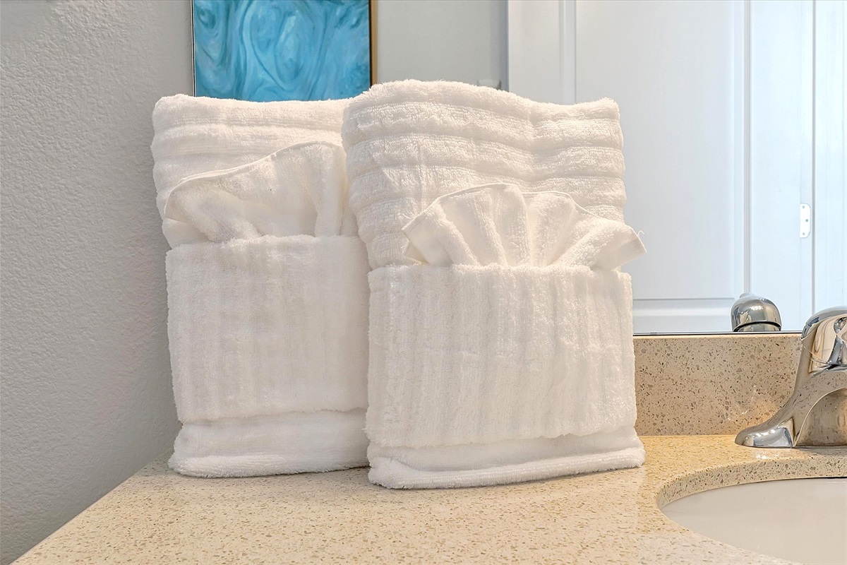 Towels are provided, one full set of bath, hand towel and towel and washcloth per guest