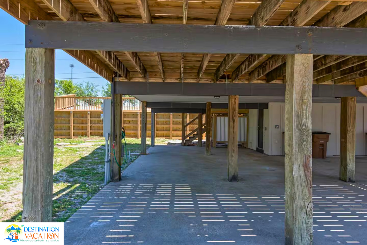 Generous covered space makes every arrival refreshingly convenient.