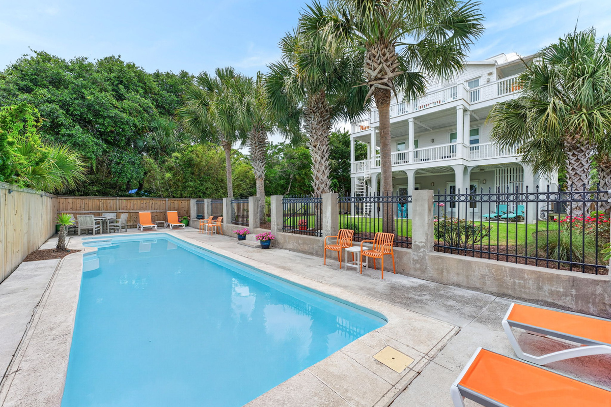 Pool | Twin Palms | 914 Carolina Blvd | Isle of Palms, SC | IOP Escapes