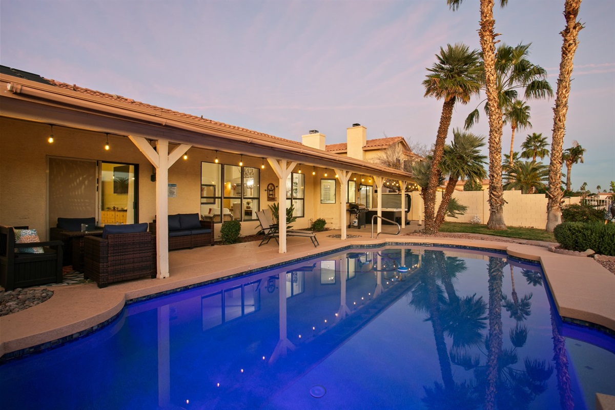 Lakefront Oasis w/ Pool & Hot Tub · Garden Lakes | 3 Bed 2 Bath — Lakefront Oasis w/ Pool & Hot Tub | 3b • 2bth, Avondale, Arizona — photo 54