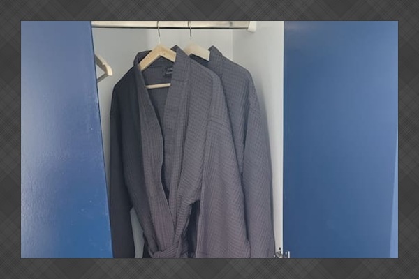 2 spa robes