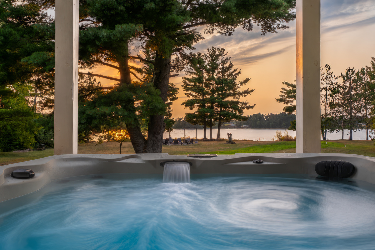 Welcome to Exeland Shores & Sunsets on Windfall Lake. Northwoods living at its finest!