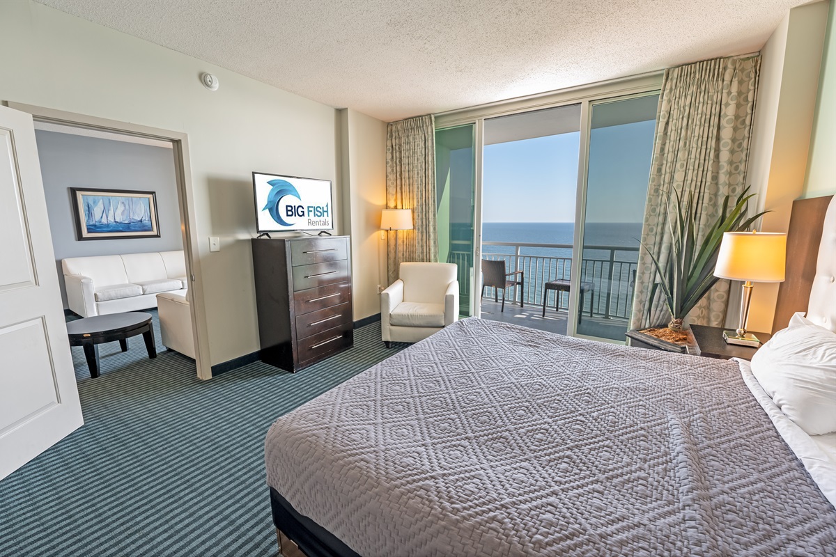 Beautiful Bedroom with Amazing Views 🌊☀️