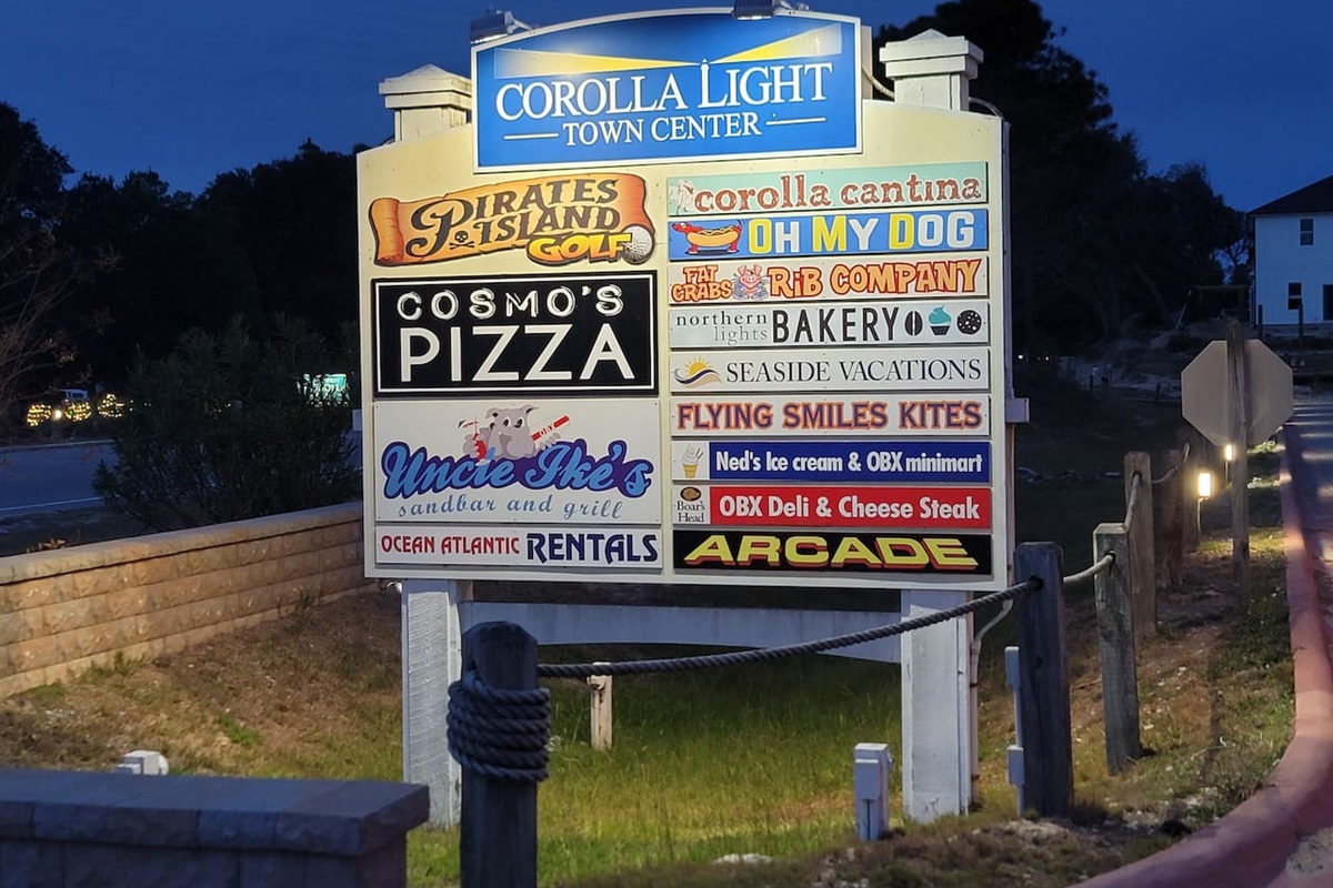 Corolla Light Town Center is right next door with lots of restaurants, shopping and entertainment. 
