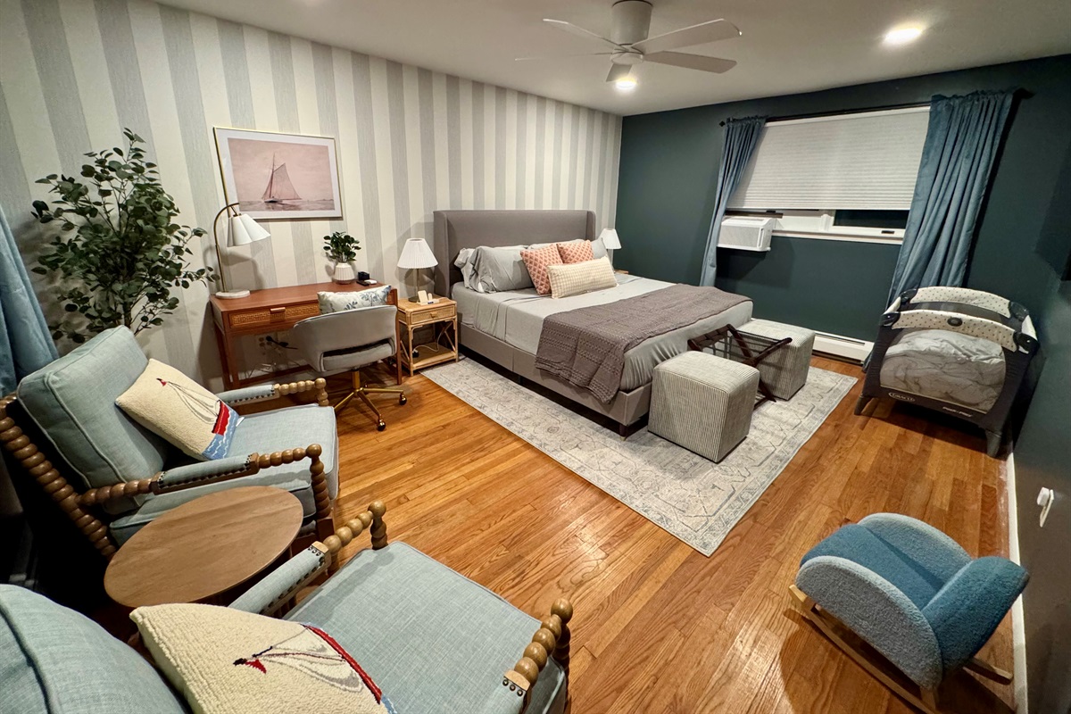 Primary suite — texture, tone, and total rest.