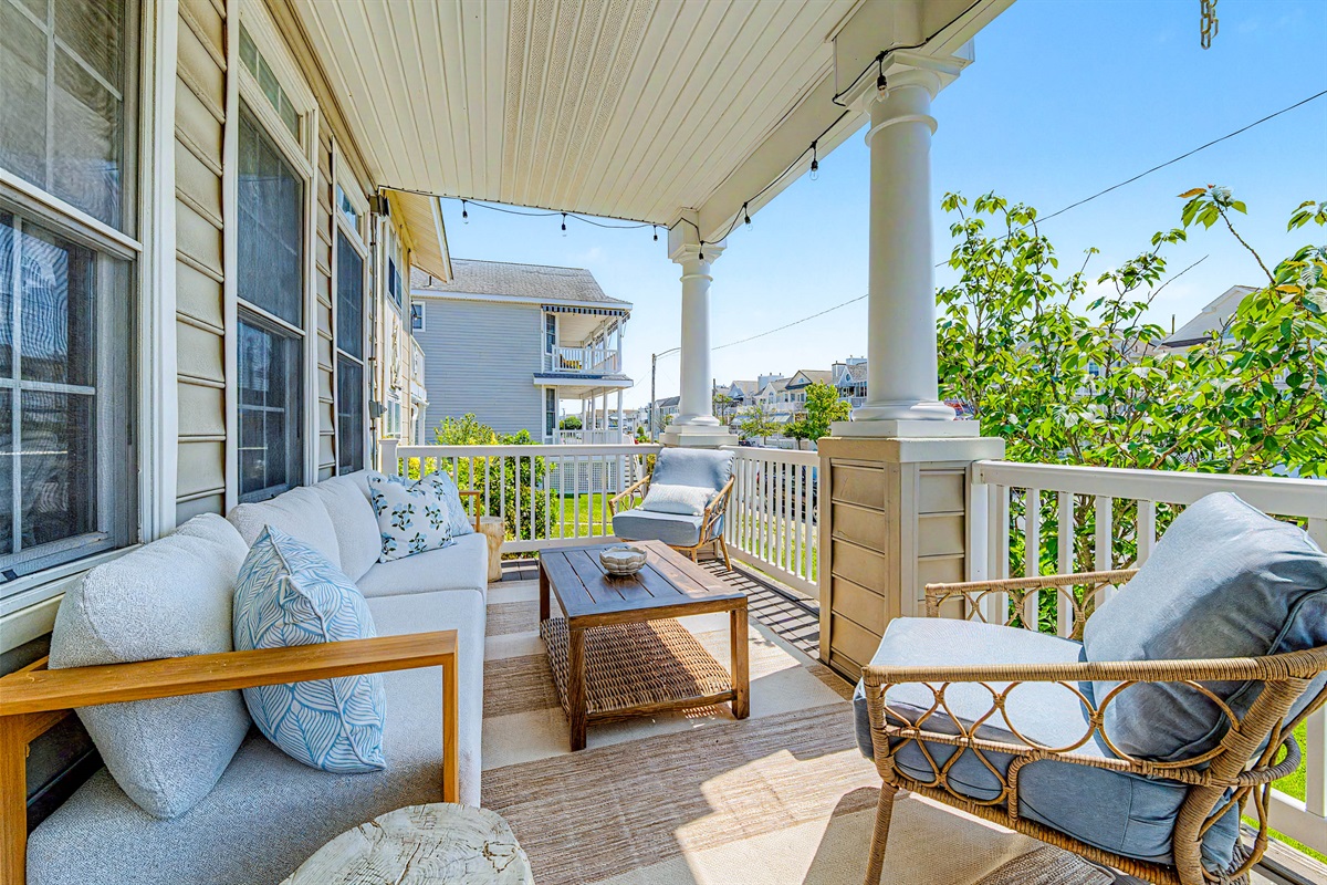 Gorgeous, comfortable porch seating area