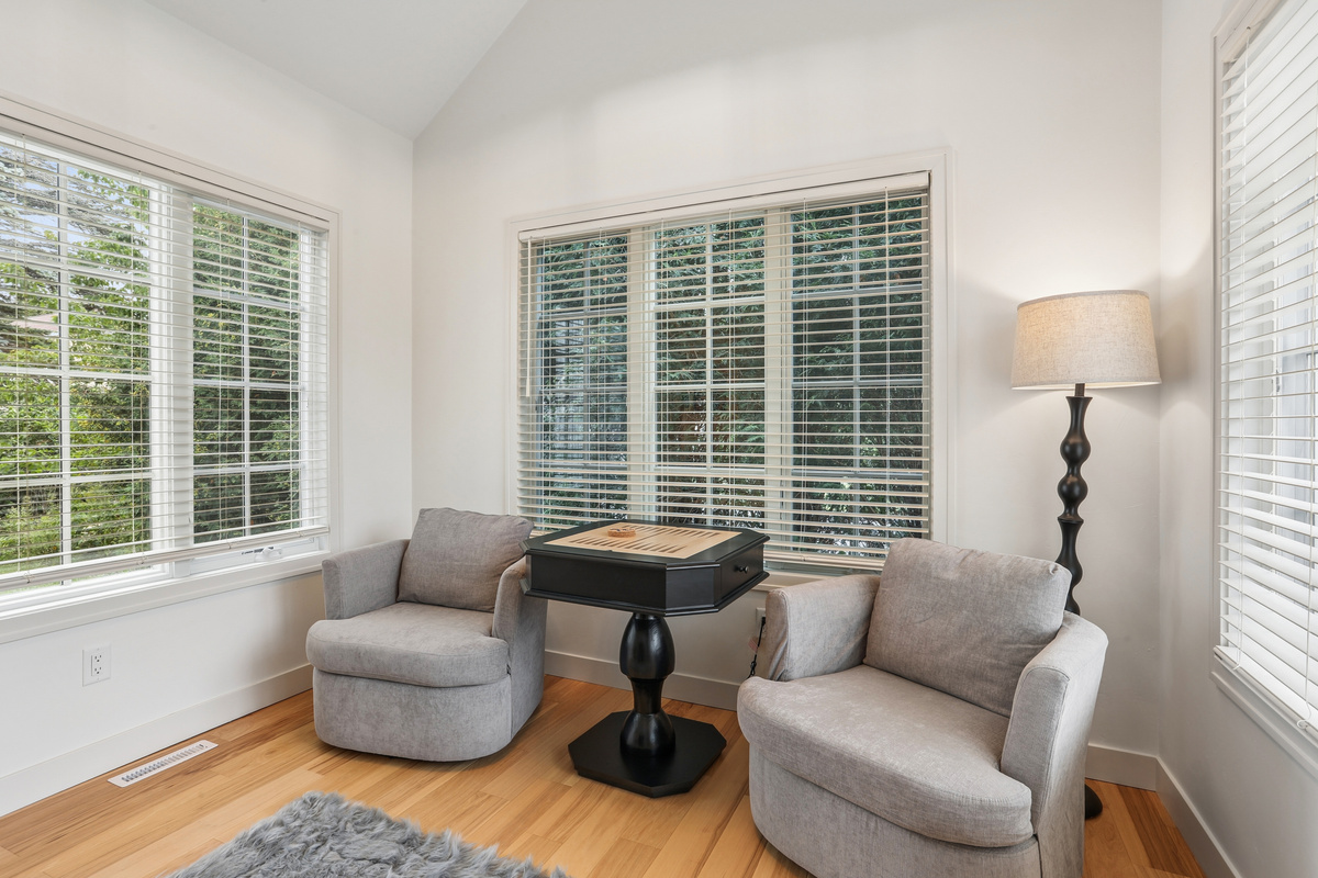 Office/ Reading nook