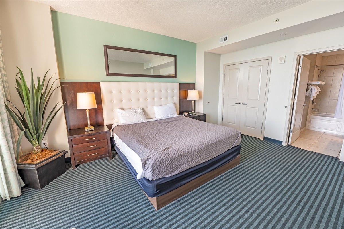 Beautiful Bedroom with Amazing Views 🌊☀️