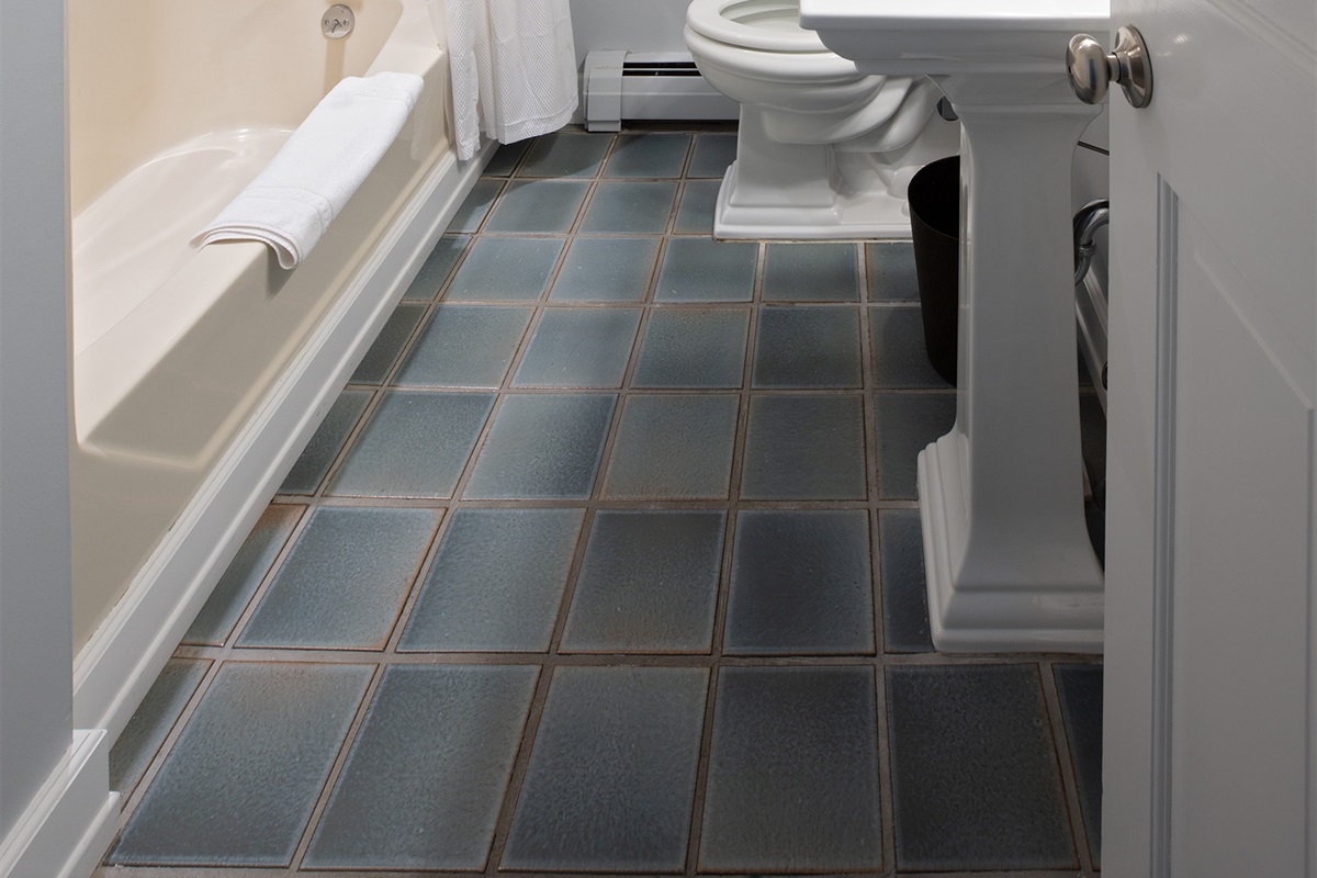 Second-floor hallway bathroom