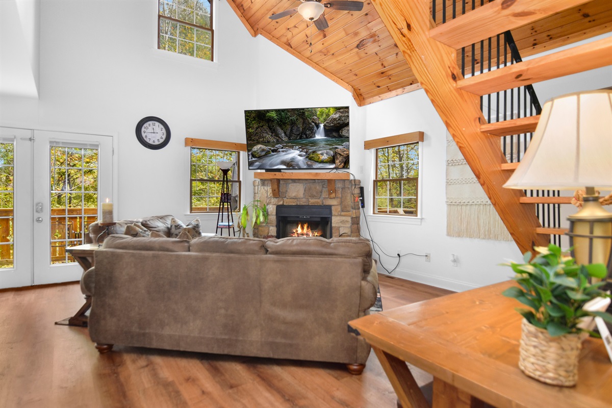 Smart Tvs and a Cozy Fireplace here at the Alpine Bungalow