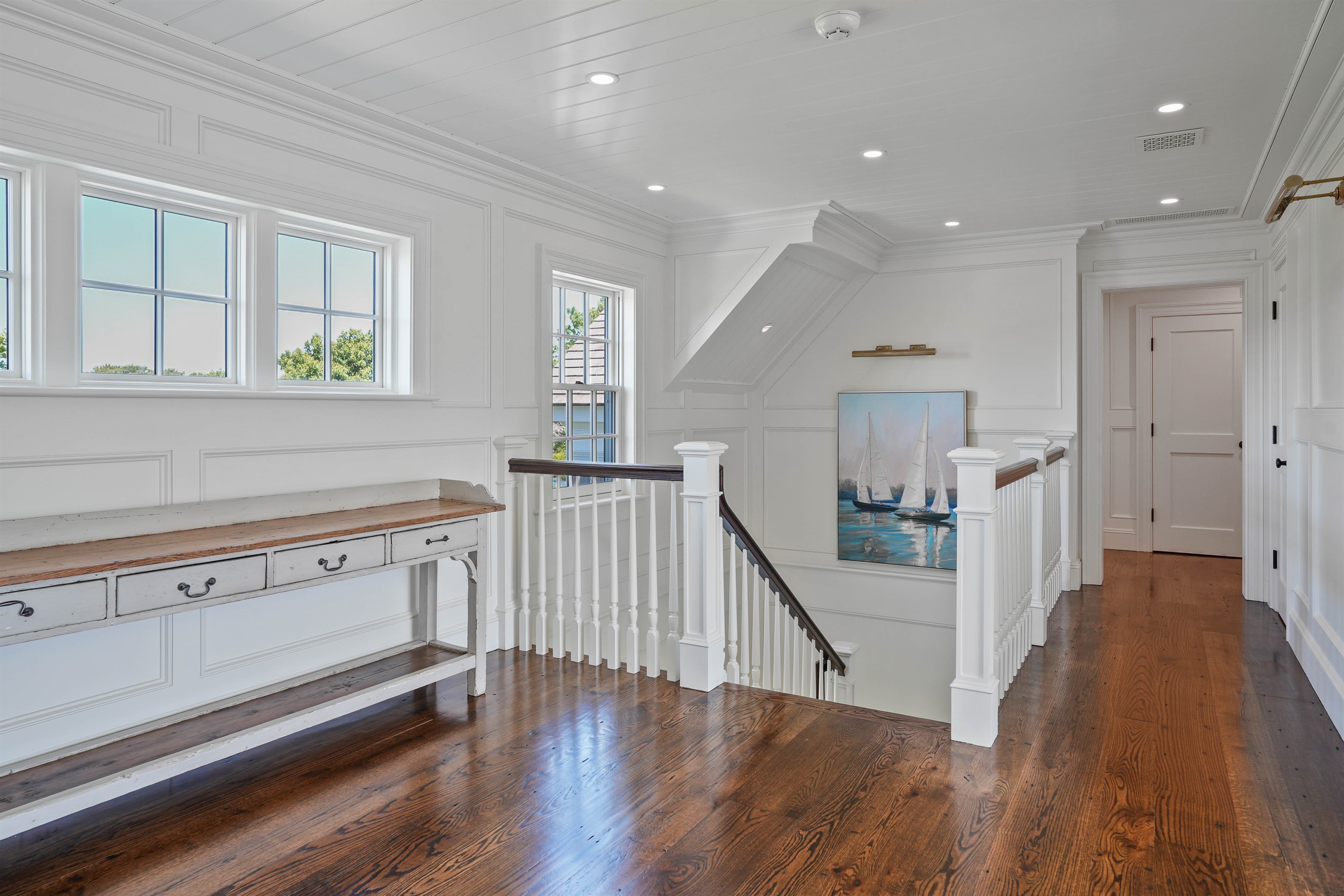 2nd Floor Landing