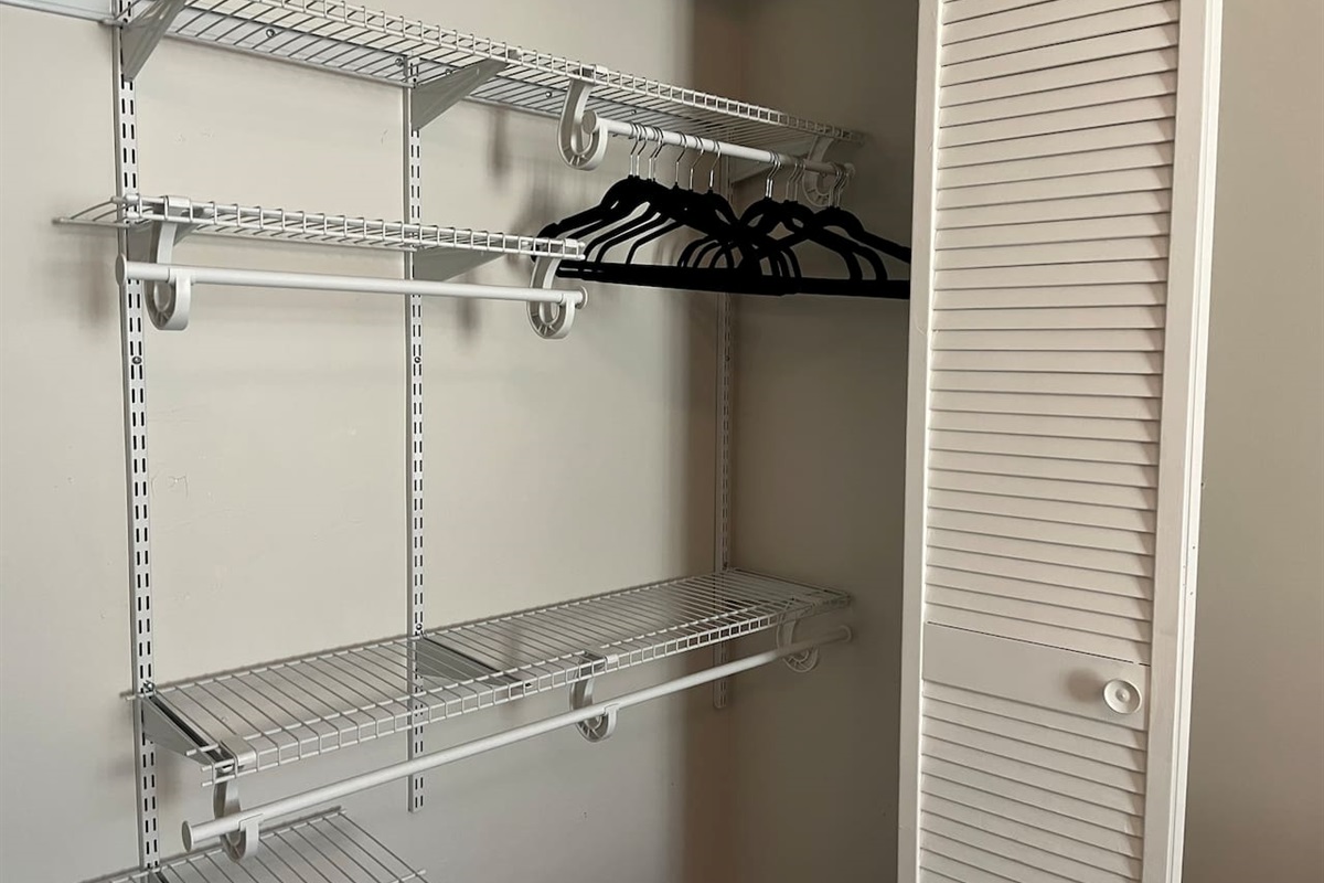 plenty of storage in the 2nd bedroom also