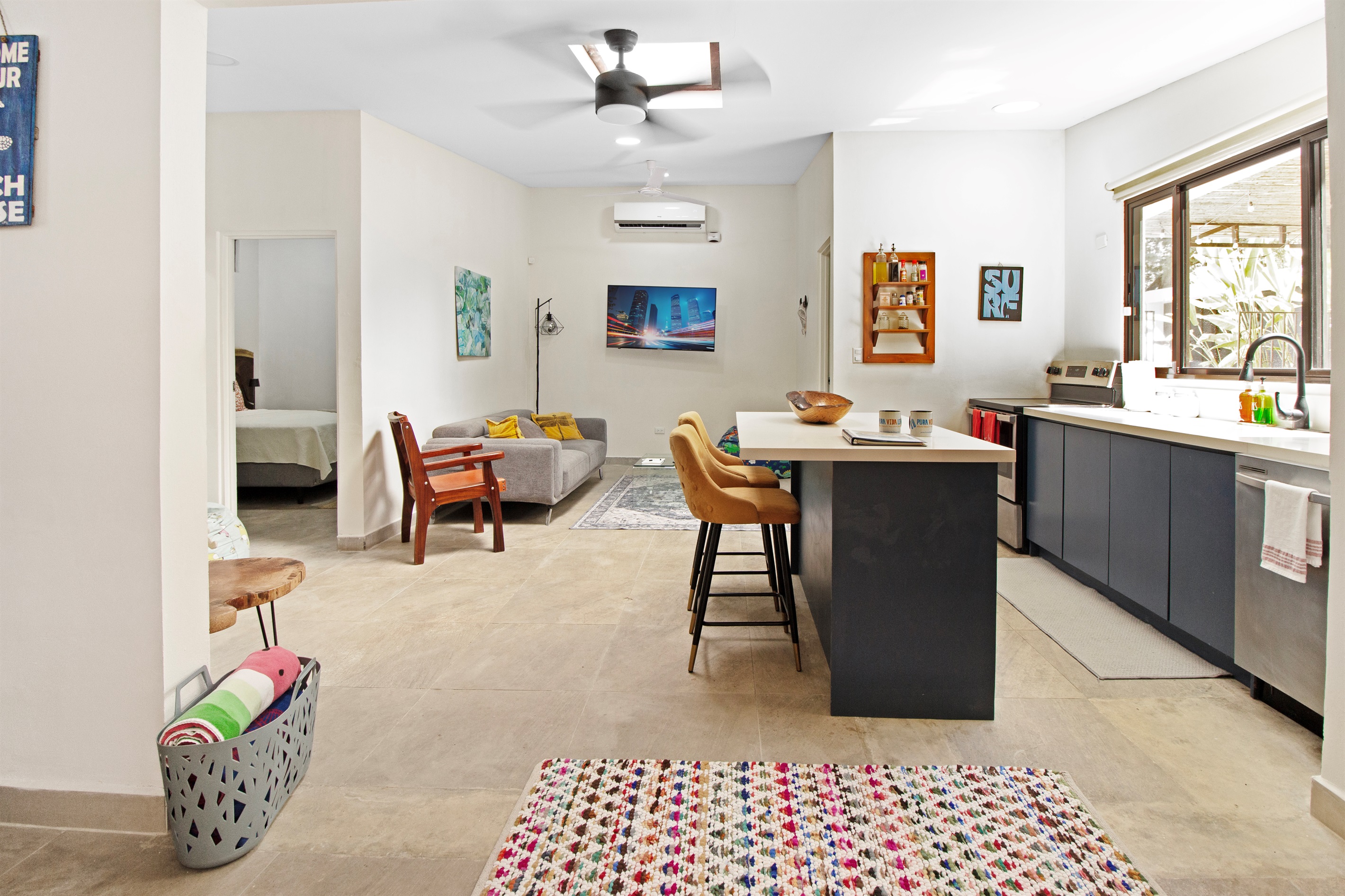 Open plan living at Casa Daniel