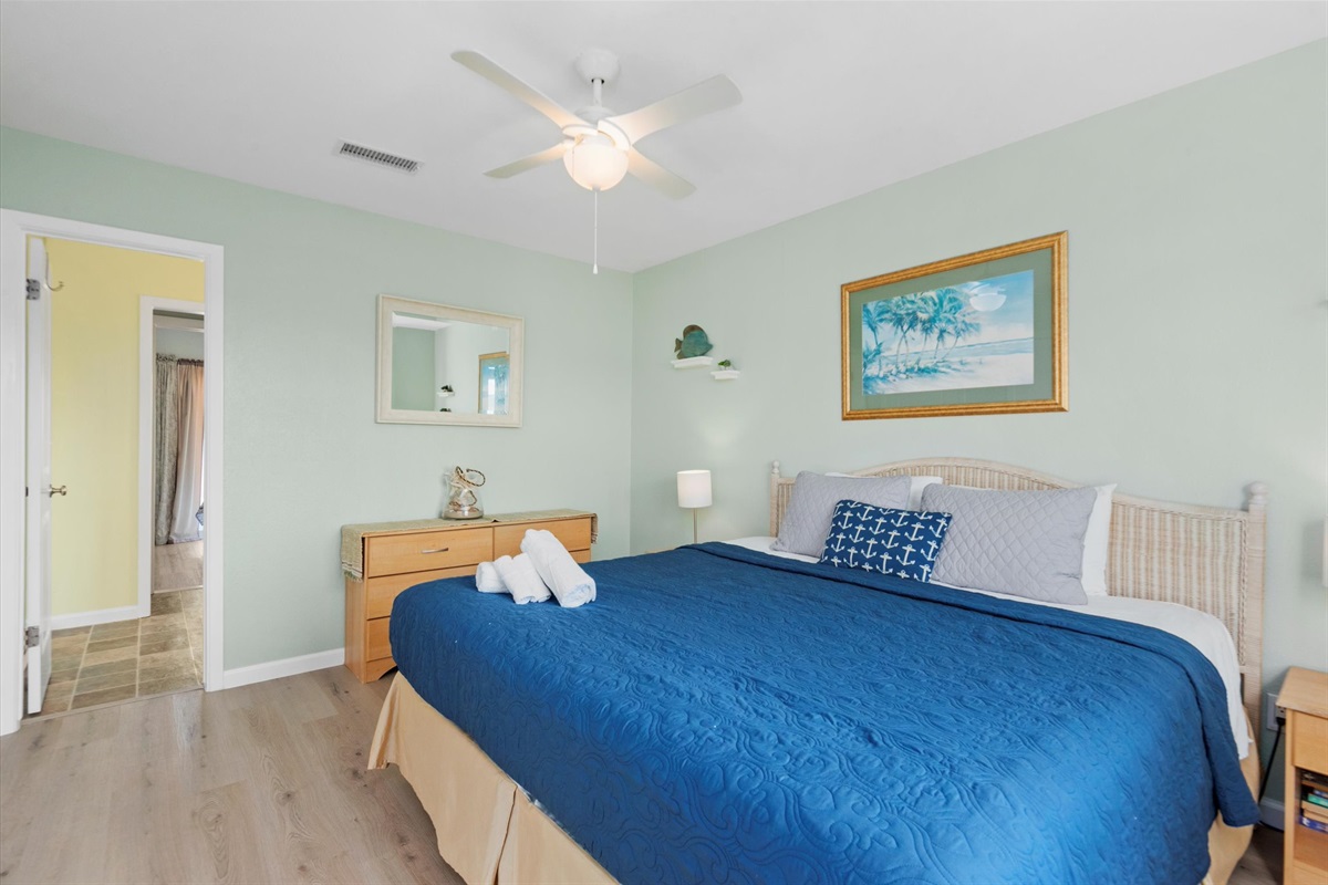 d461b0845c0947a0a4713b58334e0dda Large | Beachhouse | Texas | TX | Vacation Homes | Galveston | Crystal Beach | Kokomo | Breezy Days | Beachfront Elegance | Sunrise Serenity | Southern Sands Property Management, LLC