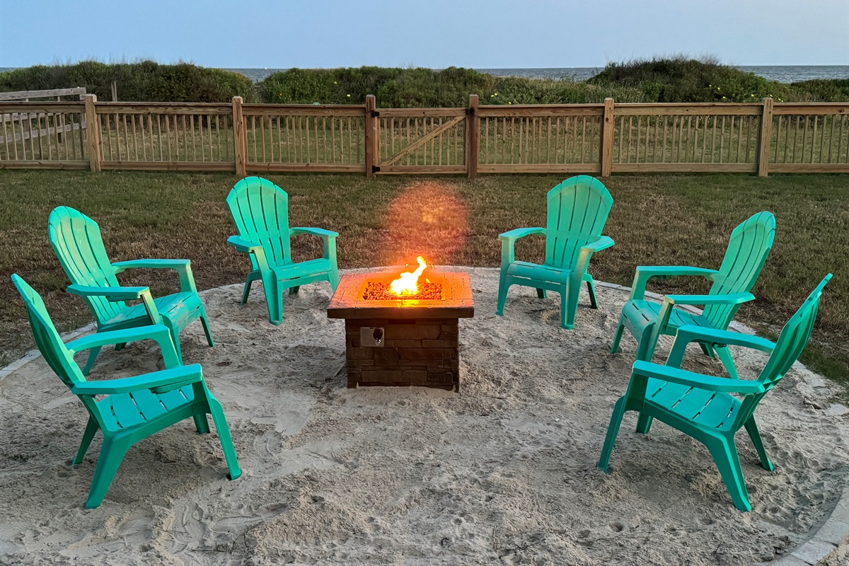 d461d1d2fc904b5fab6b0c90d363730a Large | Beachhouse | Texas | TX | Vacation Homes | Galveston | Crystal Beach | Kokomo | Breezy Days | Beachfront Elegance | Sunrise Serenity | Southern Sands Property Management, LLC