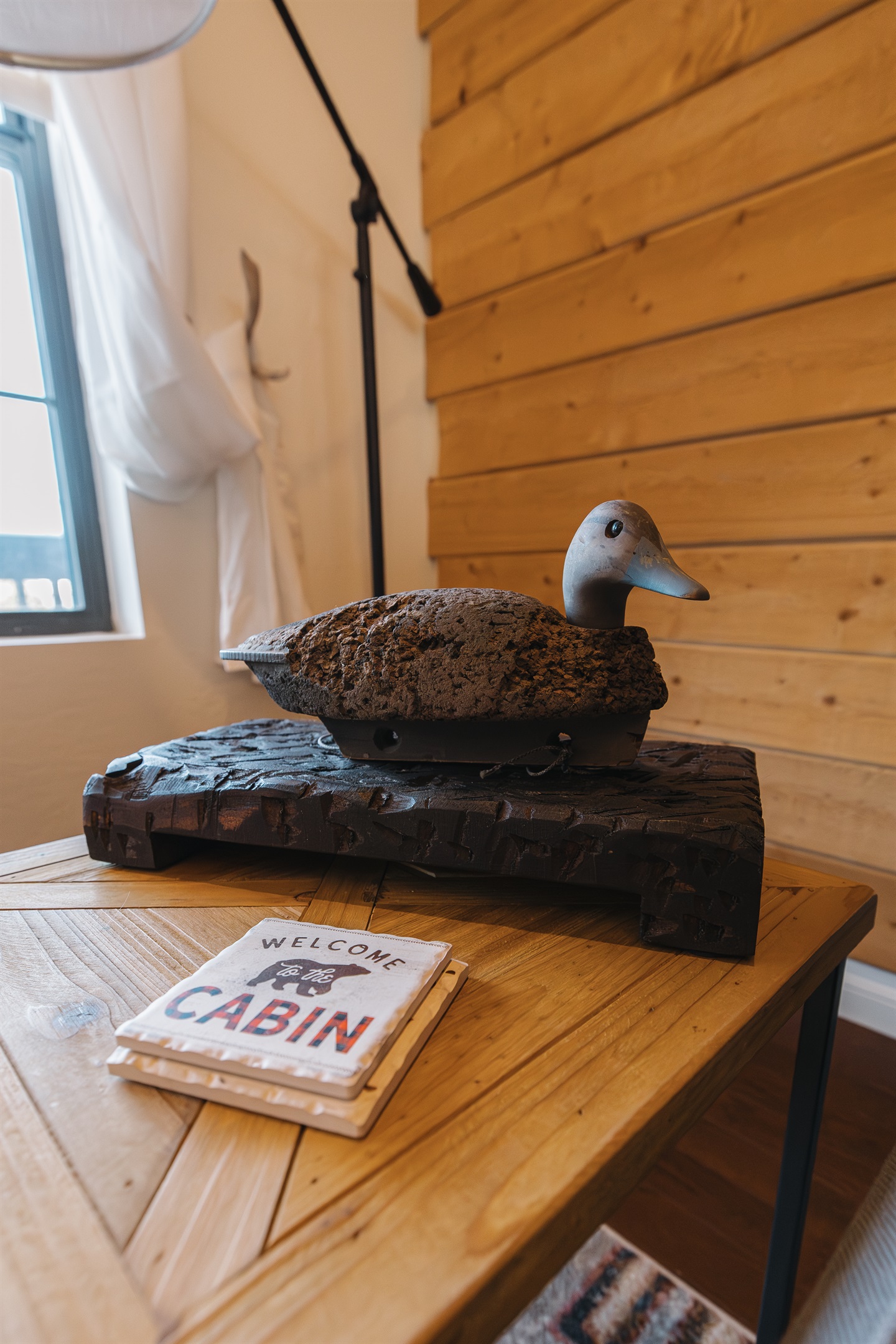 Charming cabin-inspired details throughout add warmth and character to Attiwood Ridge. A thoughtfully curated Pinetop retreat designed for couples and families seeking a cozy mountain getaway.