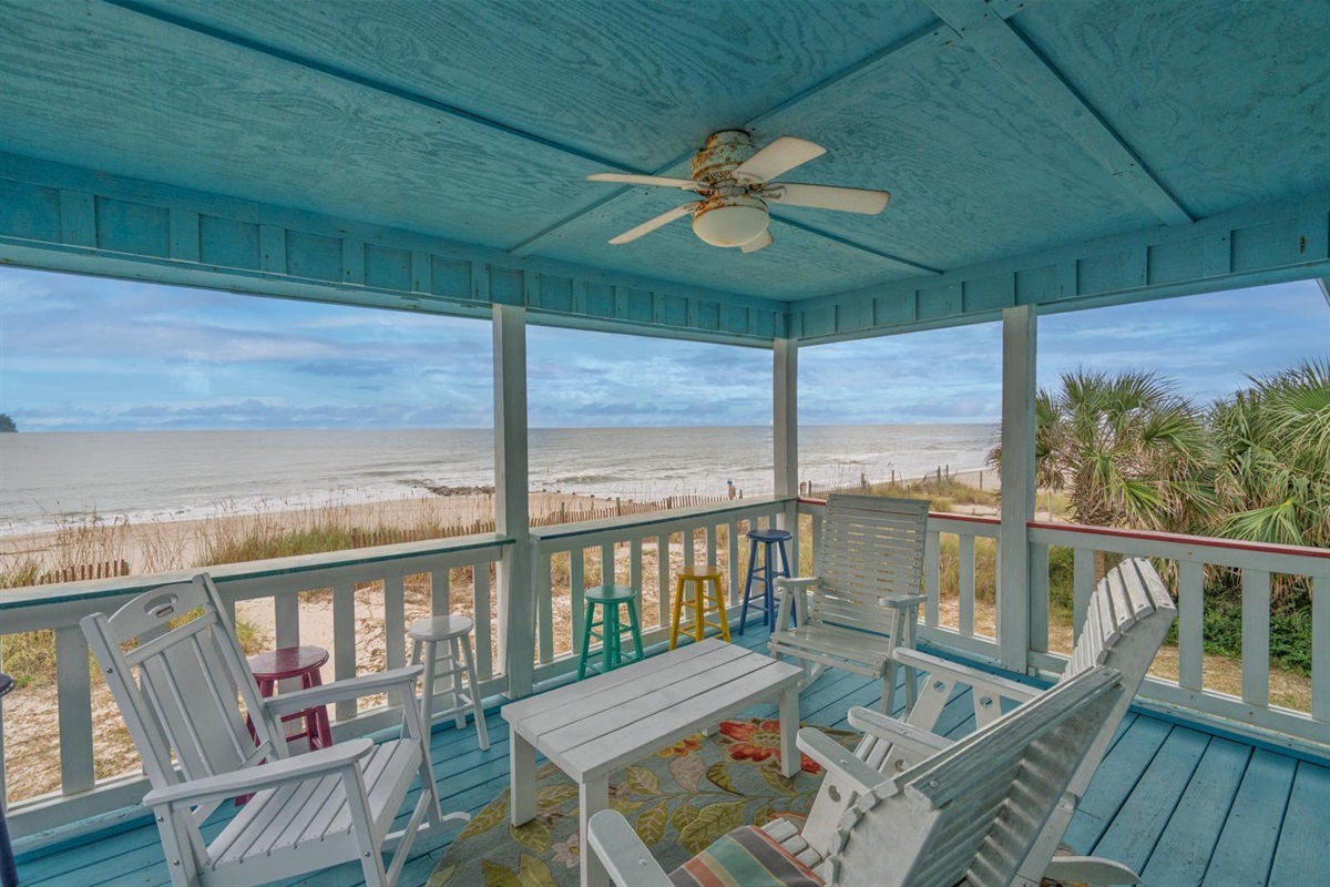 Covered Ocean Front Deck