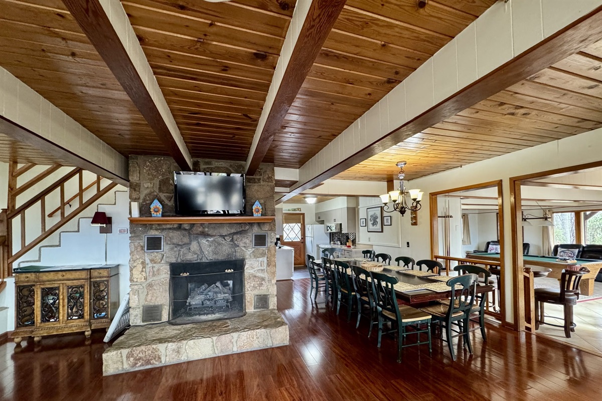 SPRING FAMILY, DINING & GAME ROOM