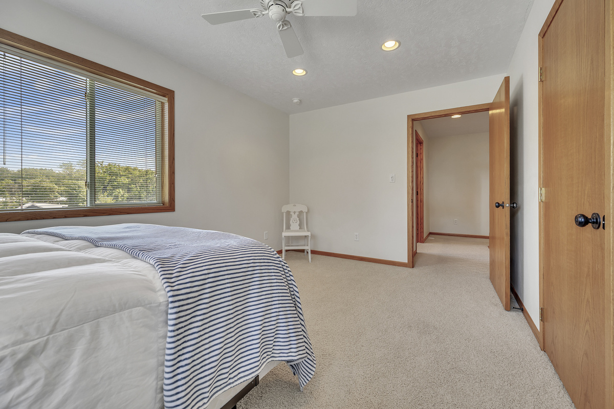 Upstairs queen bedroom #2
