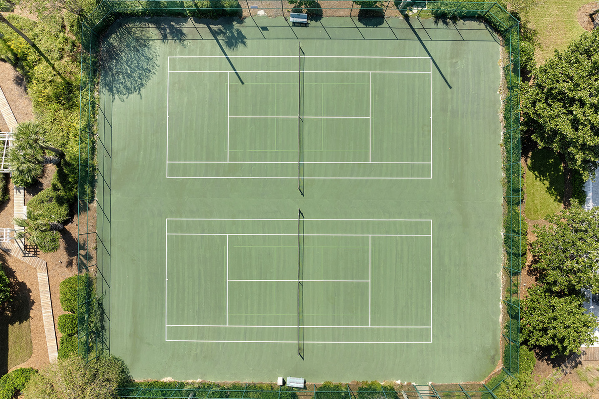 Tennis and pickleball courts