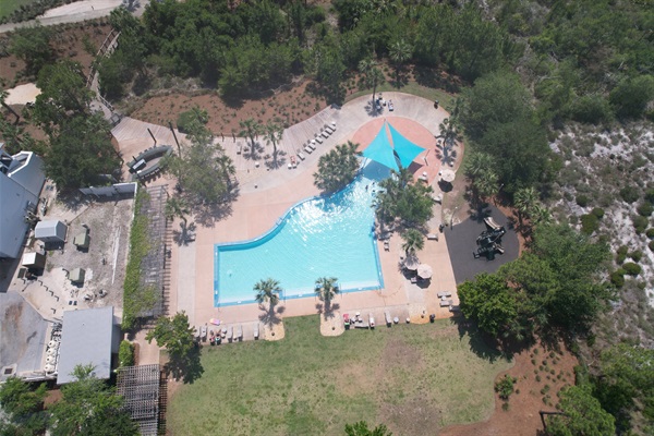 The sunshade over the zero entry makes it perfect for littles