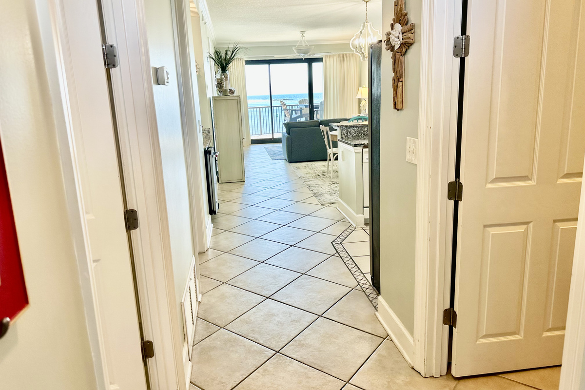 As soon as you open the front door you can see the water views!!  AHHH