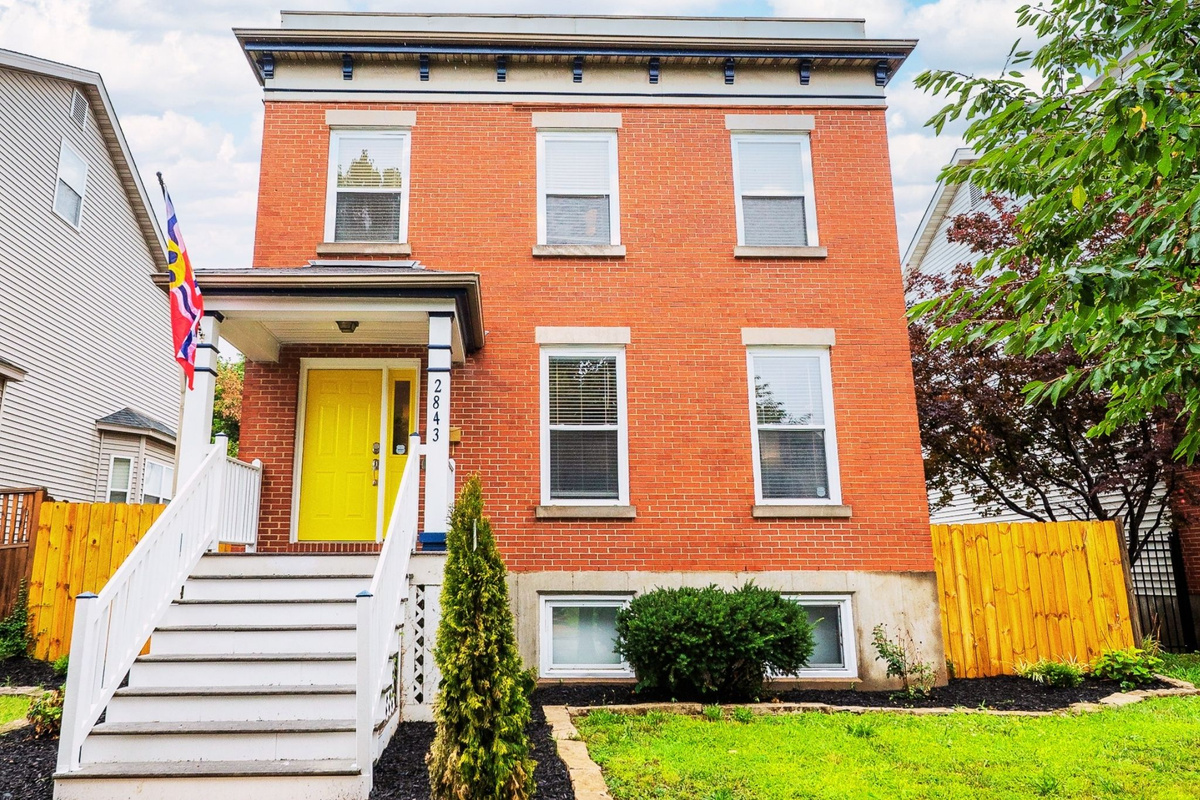 Welcome to your St. Louis-inspired retreat near popular attractions, sports, and entertainment.