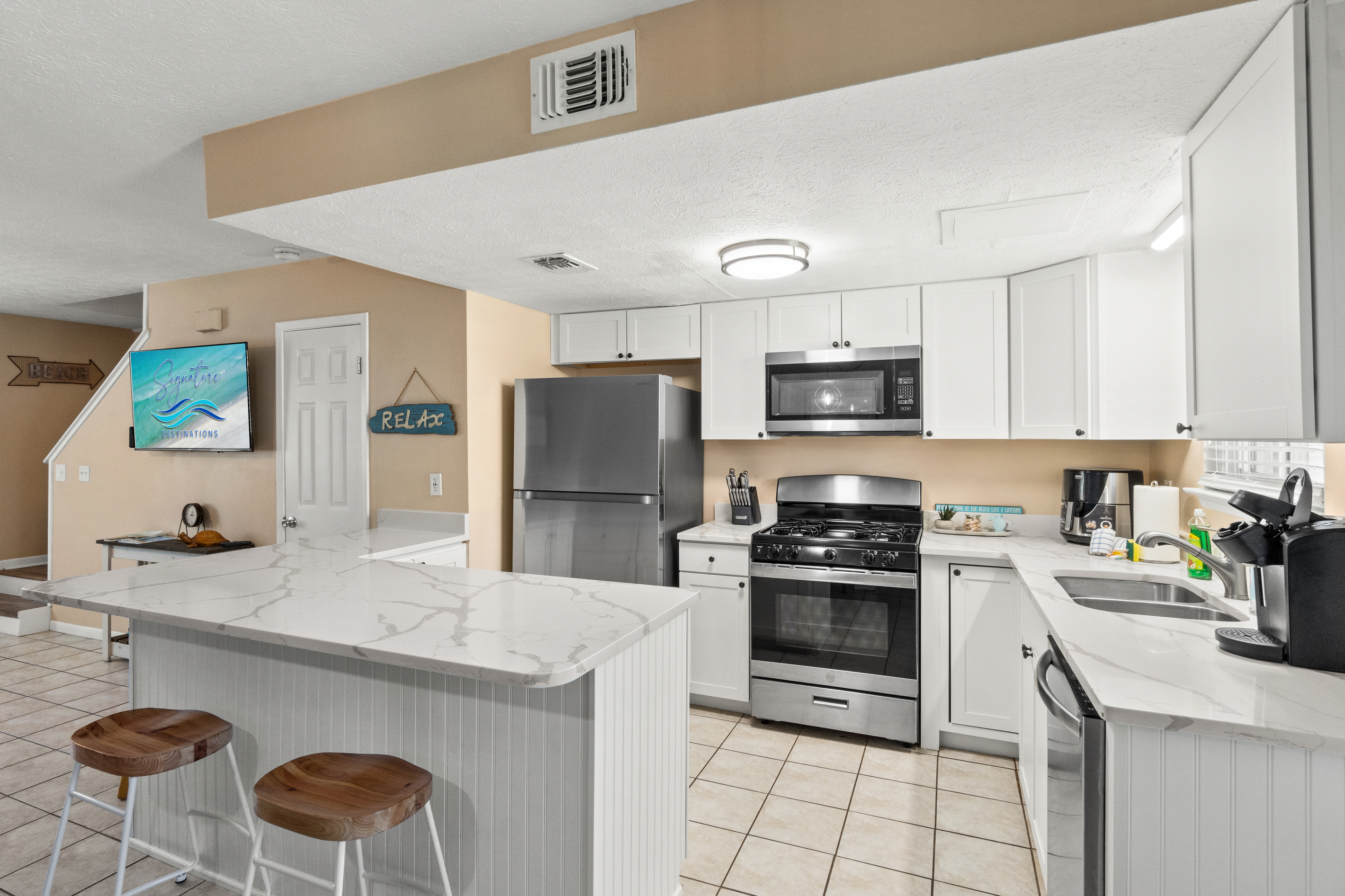 Bar and Kitchen