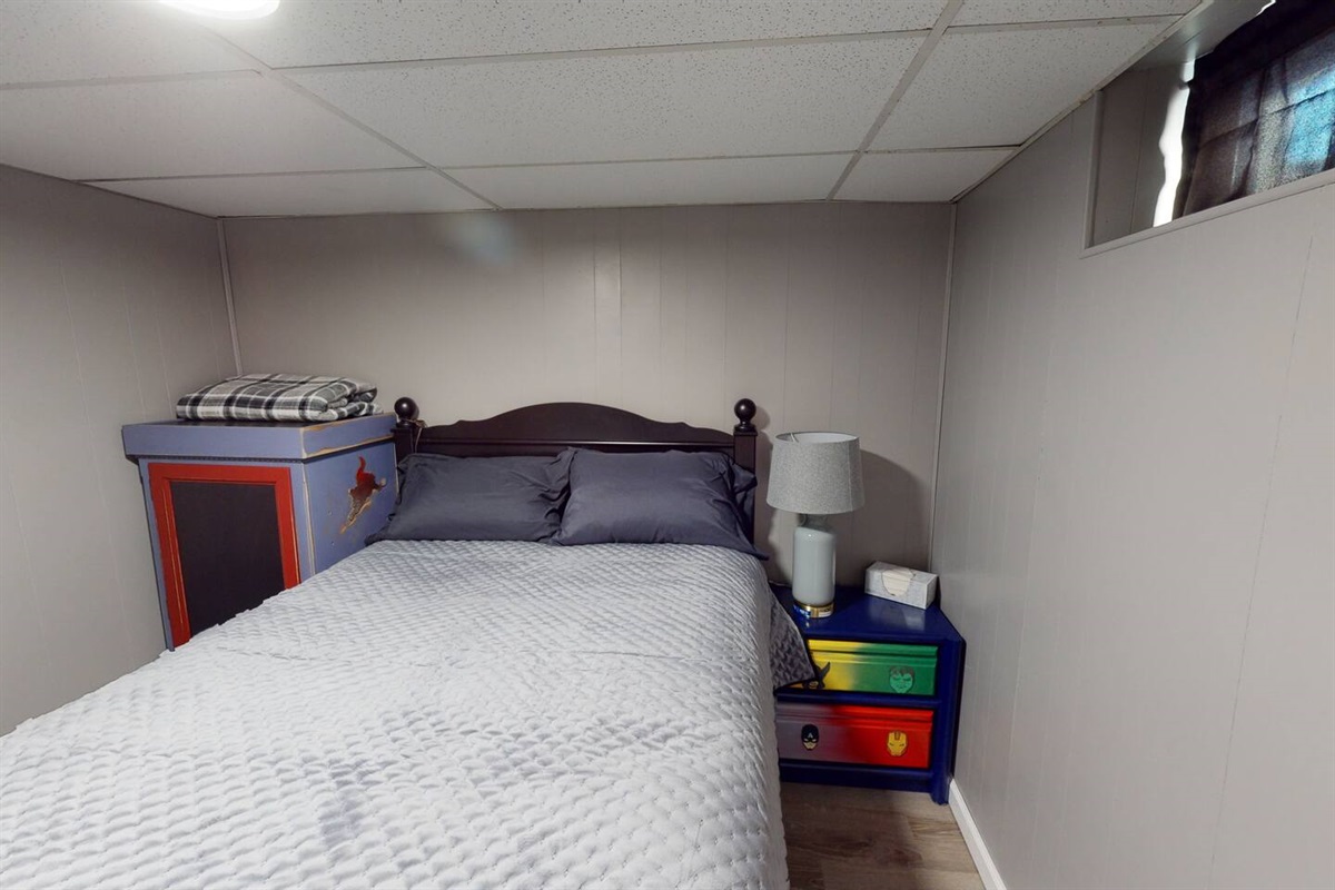 Bedroom #5 with full bed