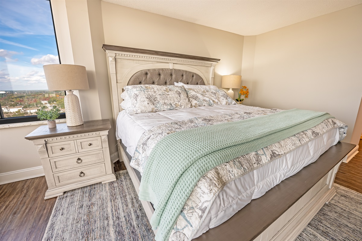 Room with Stunning Views🌊☀️