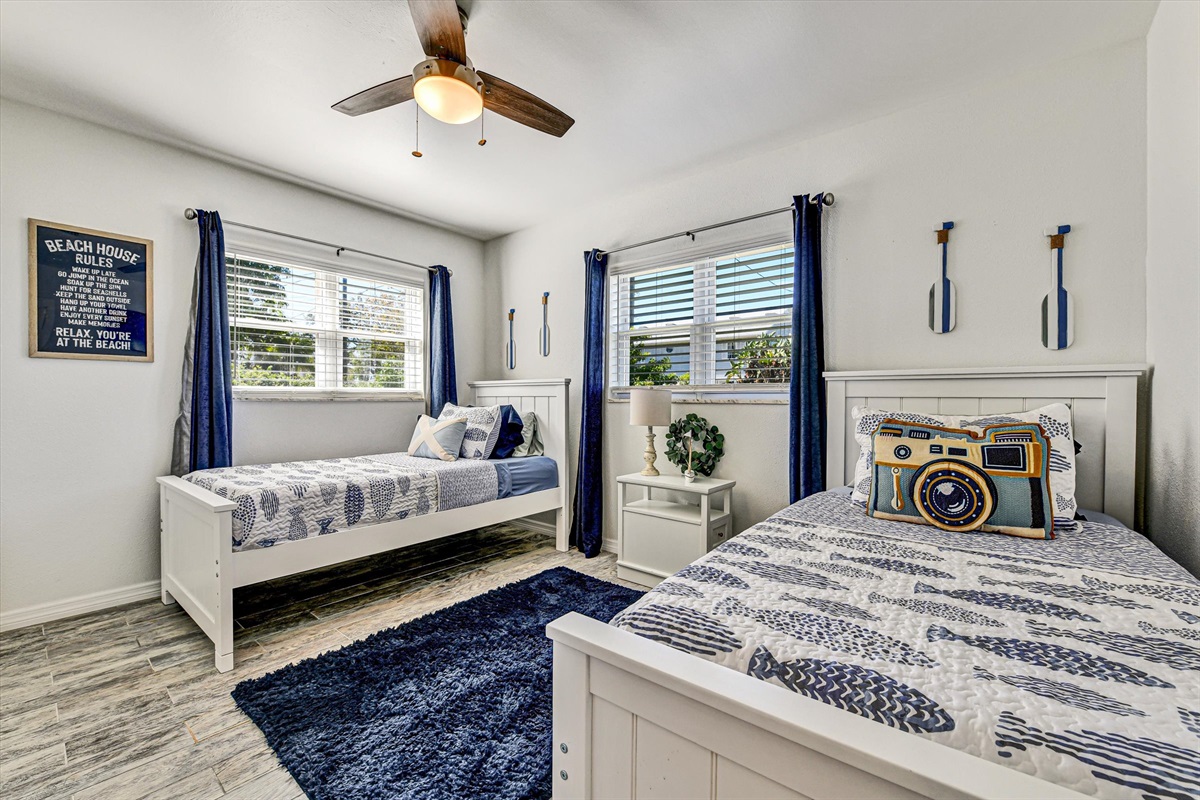 Bedroom 3 has 2 twin beds