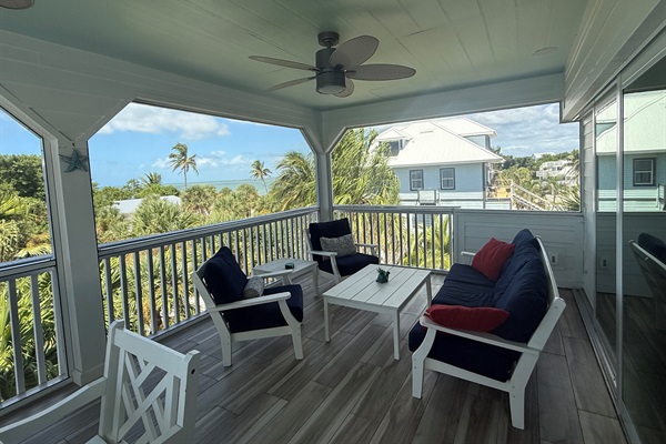 Main Lanai with Relaxing Seating Area