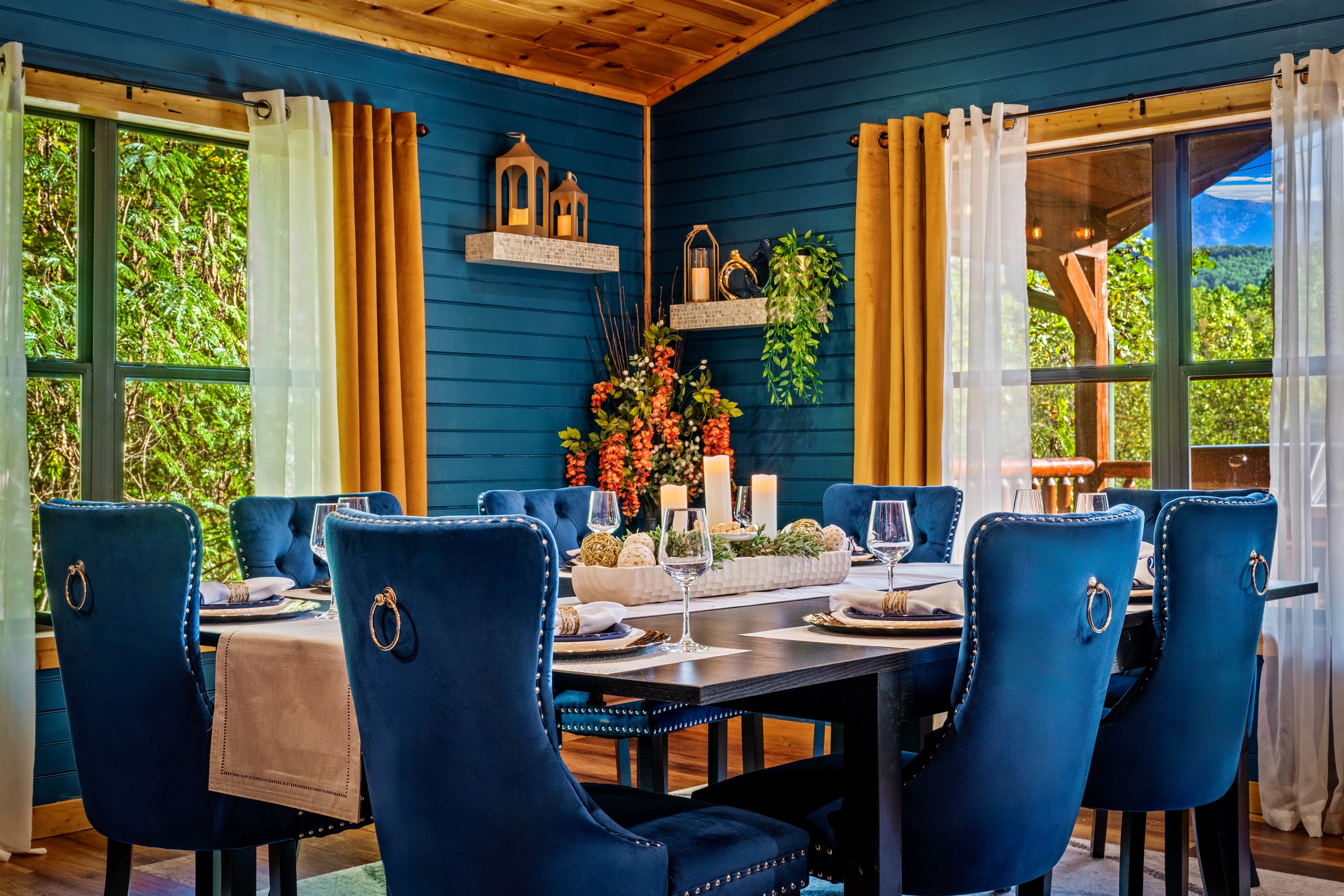 Amazing meals + Amazing views