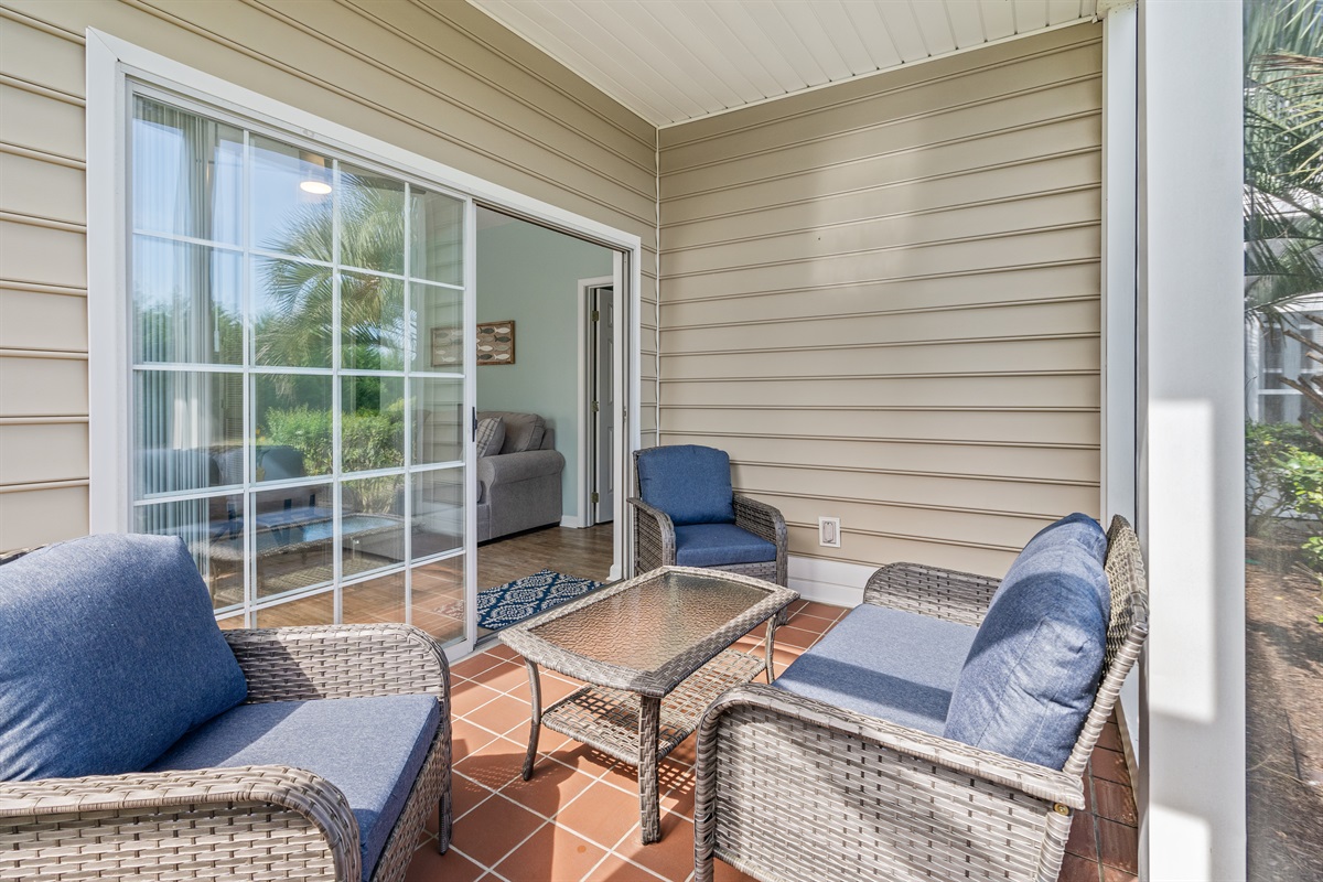 Peaceful screened in patio