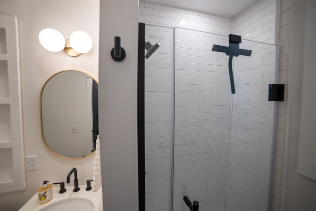 Full sized shower 