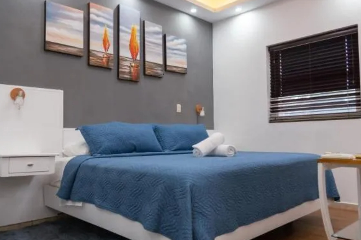 Queen Bed