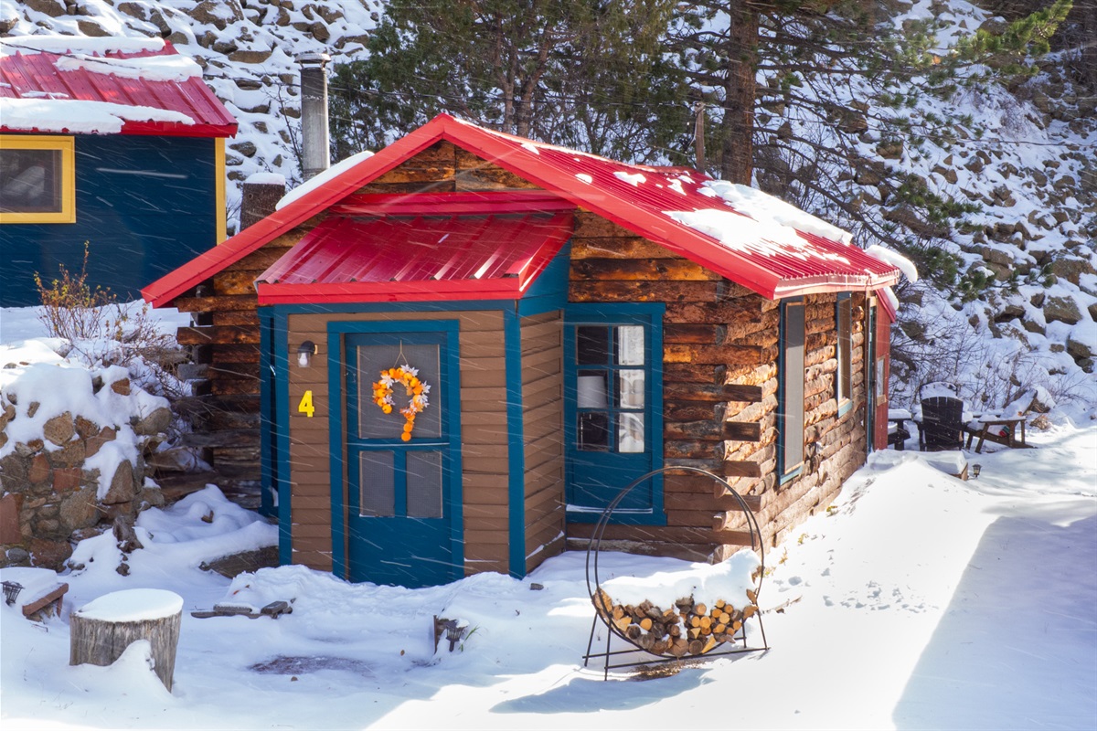 Welcome to your cozy winter escape from the hustle and bustle — Raymond Store Cabins