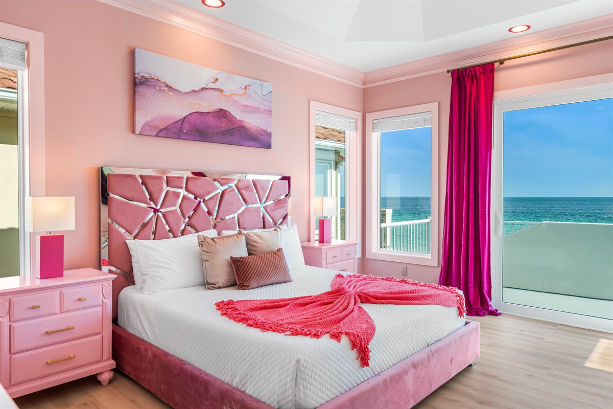 Beachfront Master Suite with Twin Bunk Nook | Third Floor