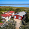 Carlenes Getaway | Lake Views, Beach & Games Hub