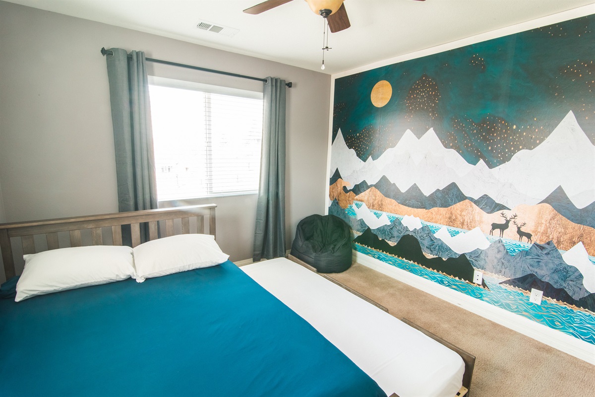 bedroom 3-full size and twin