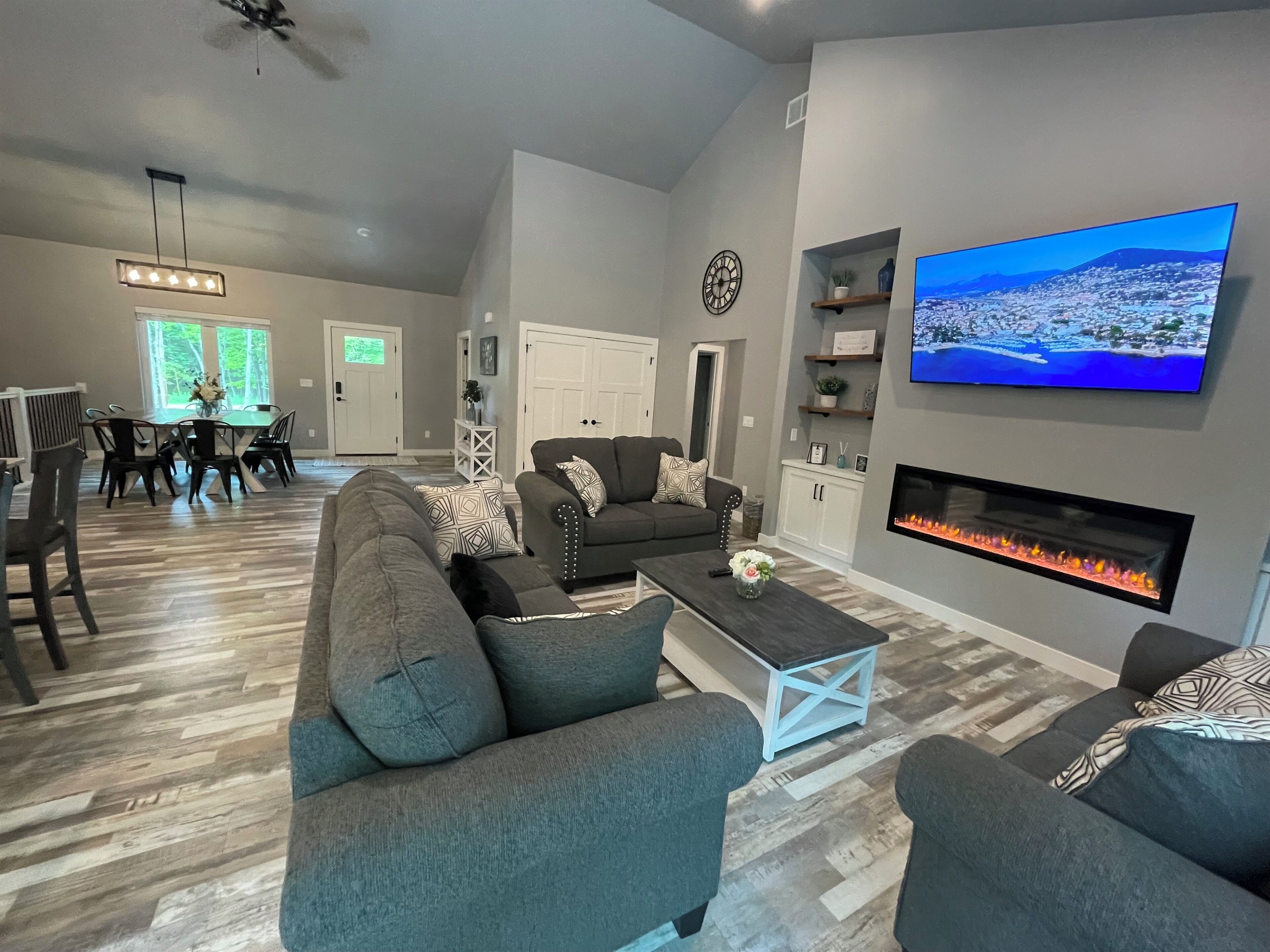 House 2 - living room