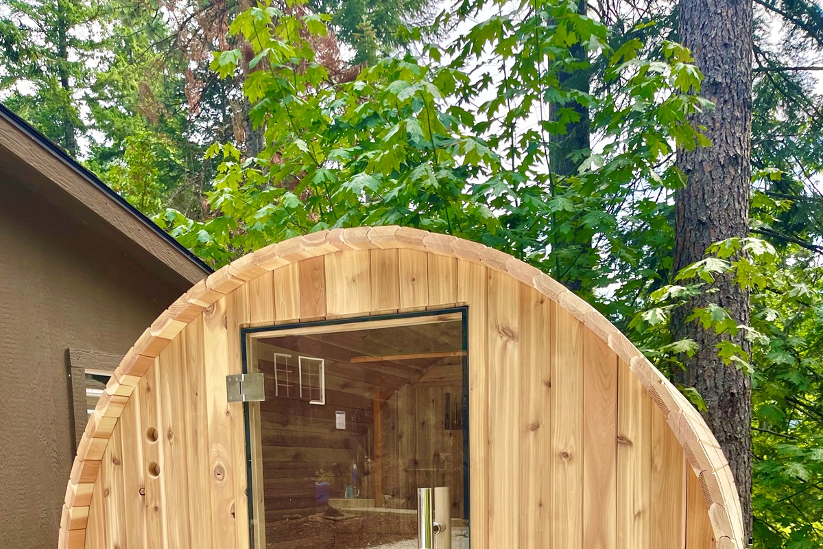 4-person Barrel Sauna