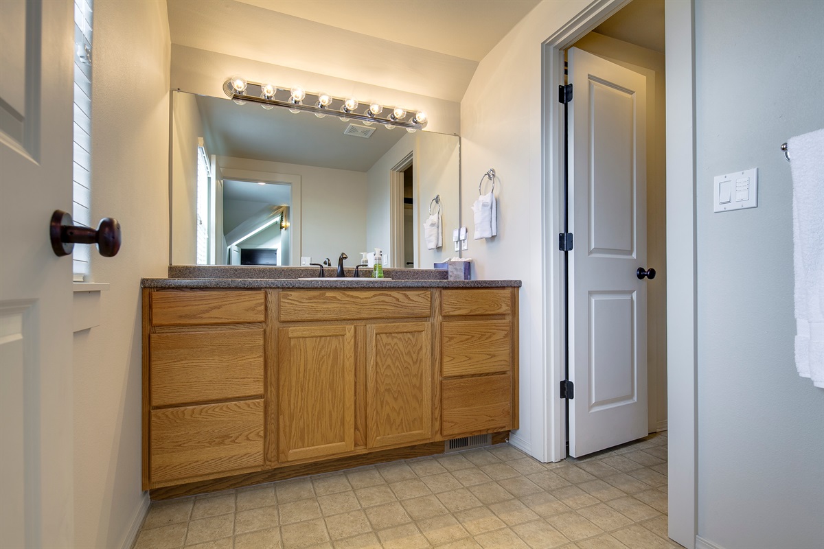 Upstairs bathroom