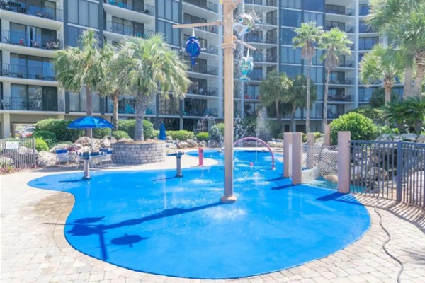 Splash pad perfect for kiddos