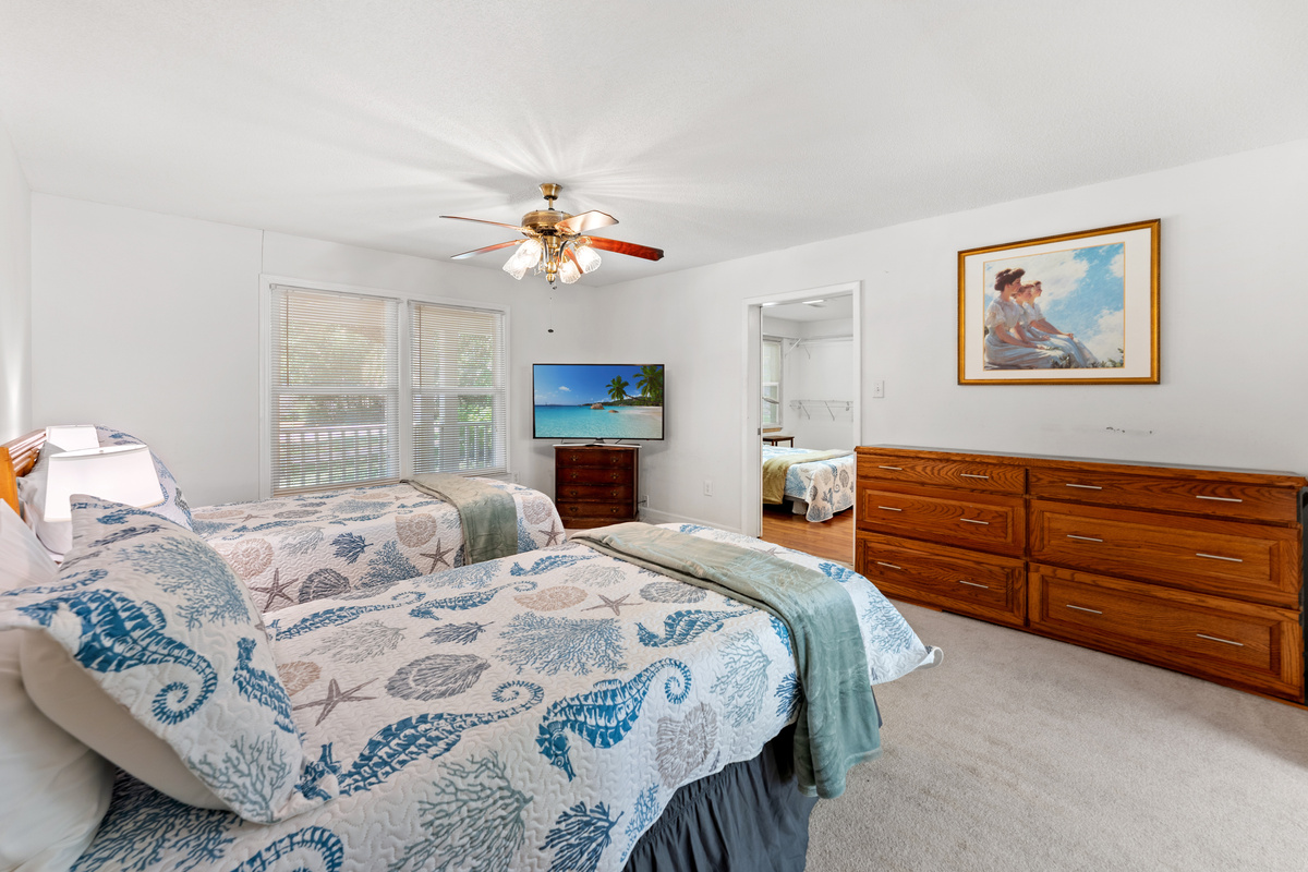 4th Bedroom 2 twins in lower level