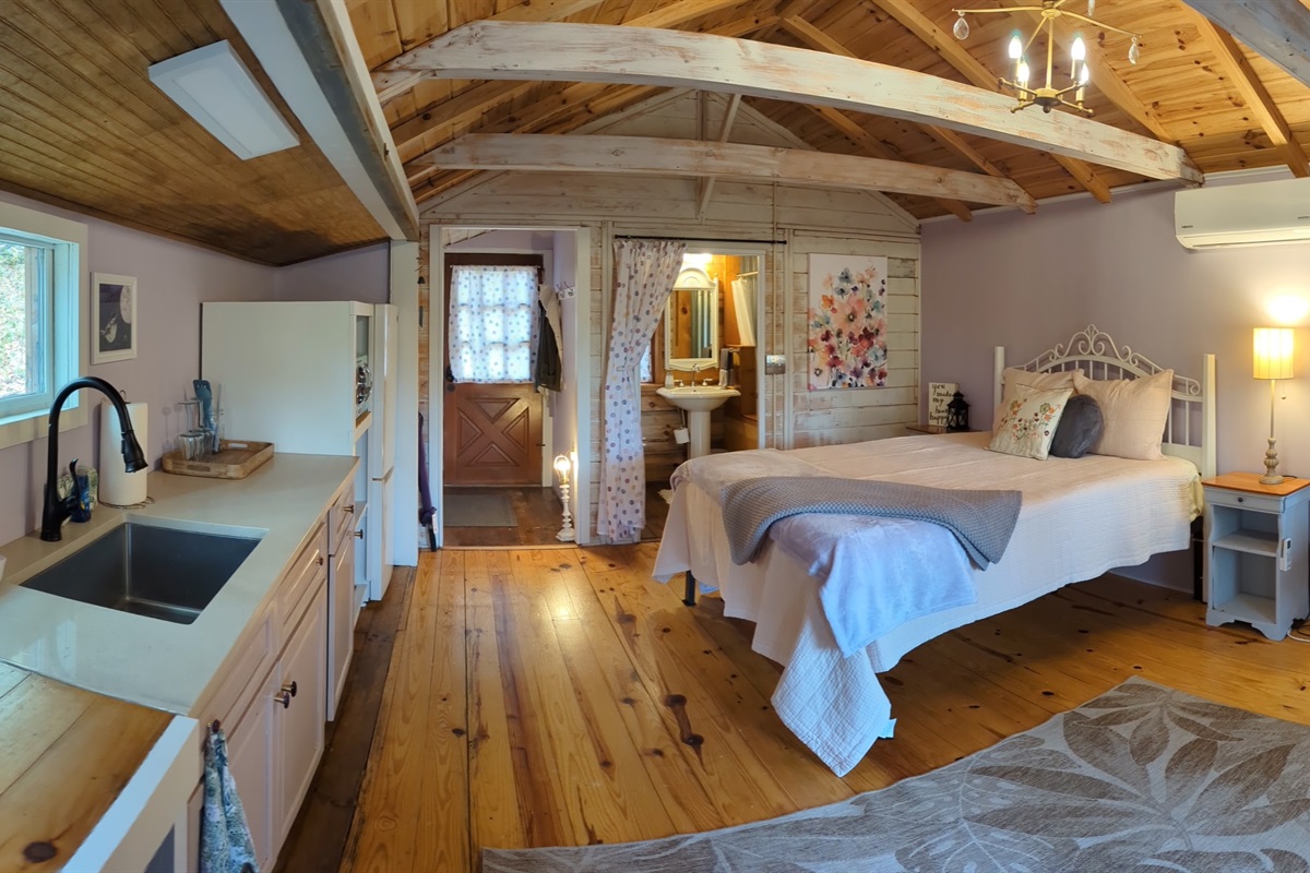 Cabin with private bathroom