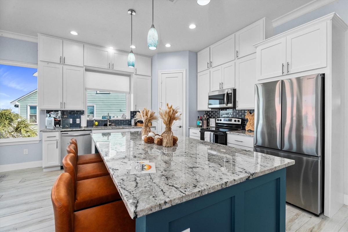 d5fb2a22c3b344cca3c788351e726a0c Large | Beachhouse | Texas | TX | Vacation Homes | Galveston | Crystal Beach | Kokomo | Breezy Days | Beachfront Elegance | Sunrise Serenity | Southern Sands Property Management, LLC