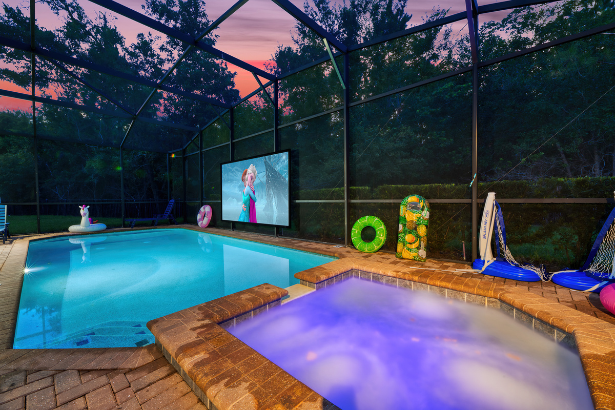 Stunning Twilight images of Pool