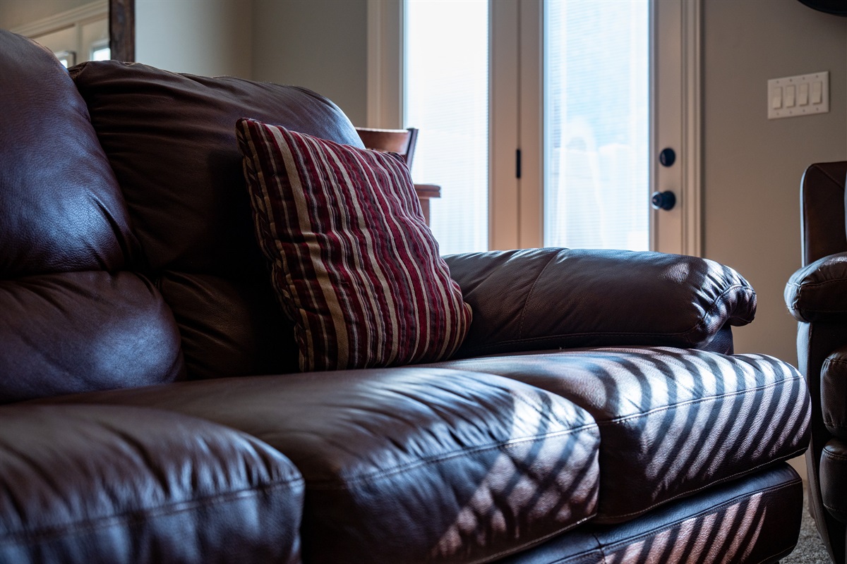 Morning coffee or evening wine—this comfy couch is made for slowing down.