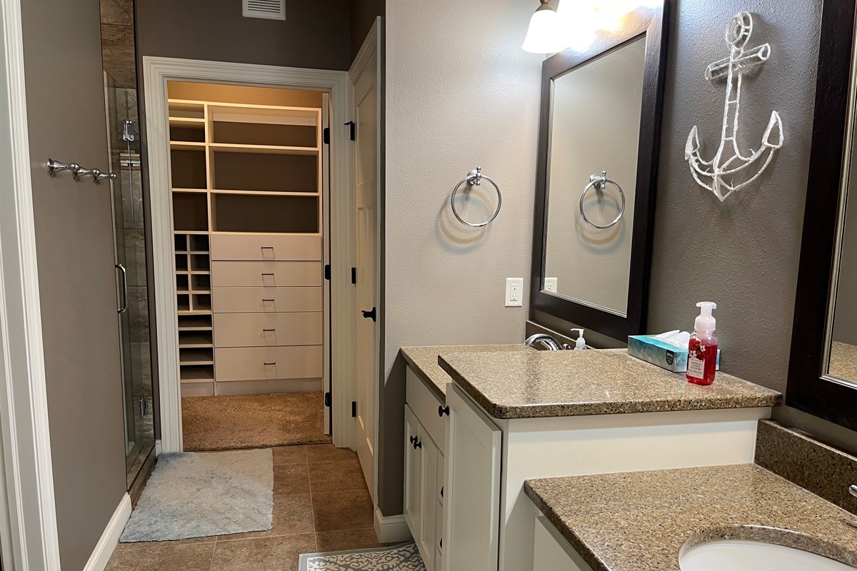 Master walk in closet